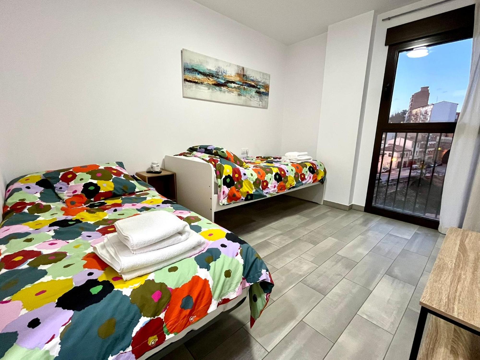 Puente De La Reina De Teruel Apartment Ngoại thất bức ảnh